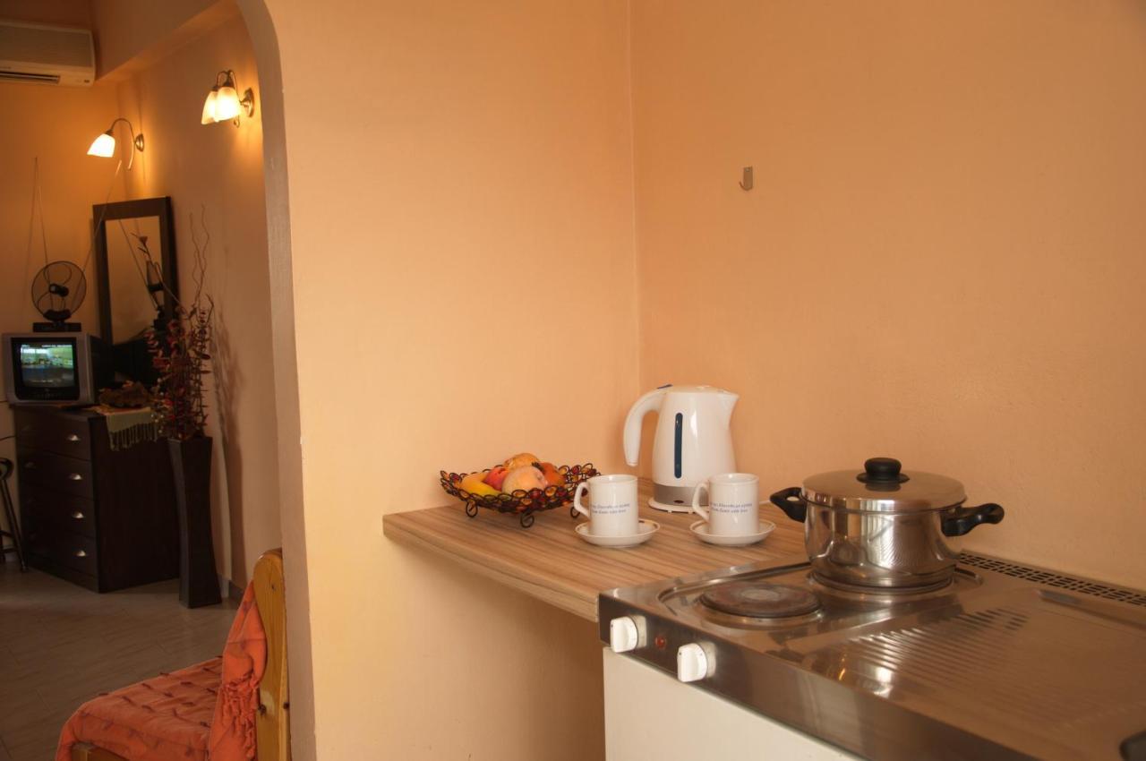 Athina Studios アルガッシ 部屋 写真
