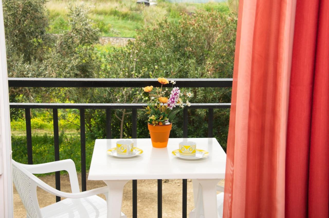 Athina Studios アルガッシ 部屋 写真
